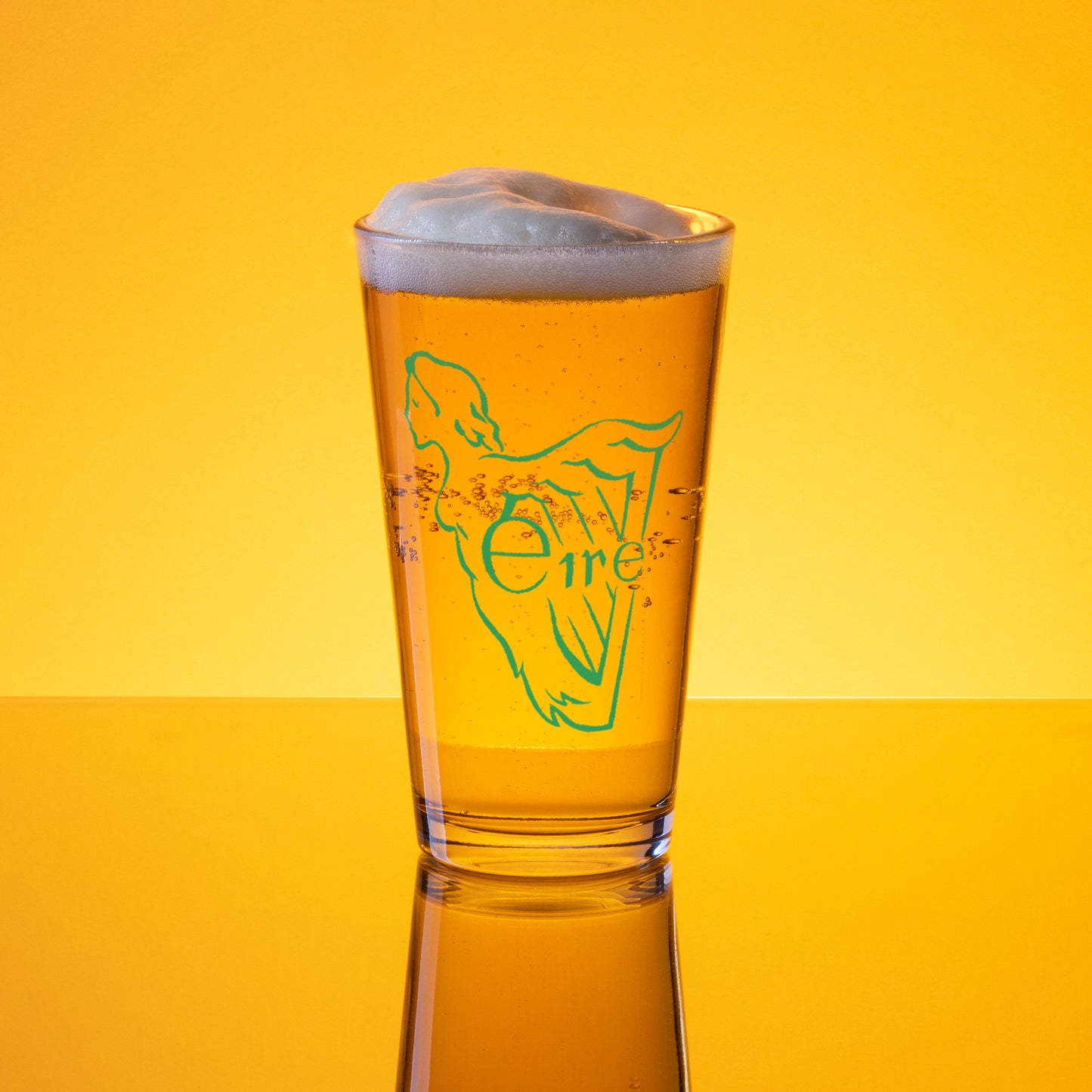 The Éire Pint Glass